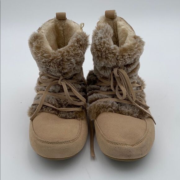 Lucky Brand Aresey faux fur lined winter boots size 7 Womans - Picture 2 of 11